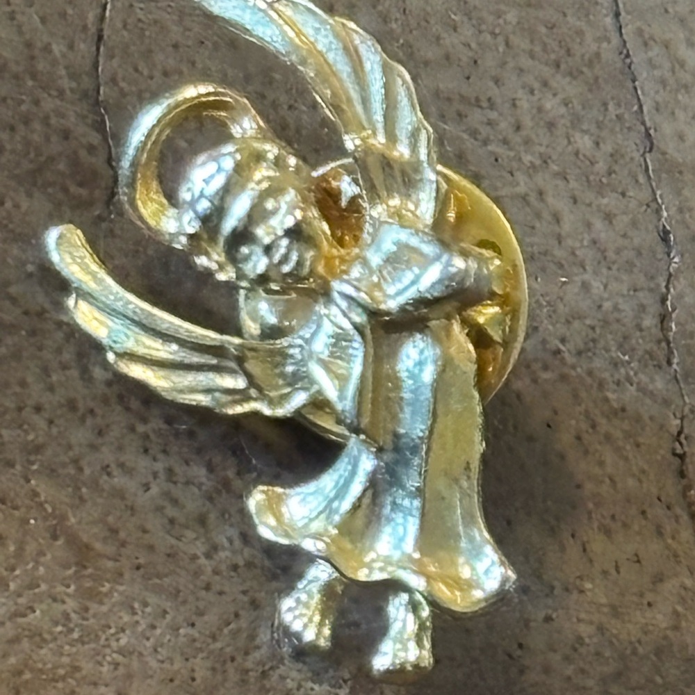 Vintage Gold Tone Angel & Cross Brooch Pin Lot of 5 - Picture 2 of 5